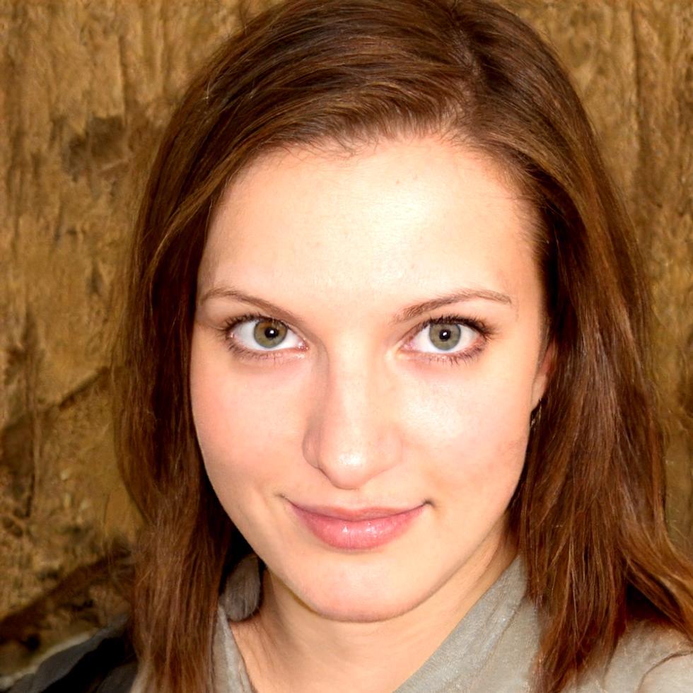 Portrait de Léonie Vacheret, experte en analyse financière